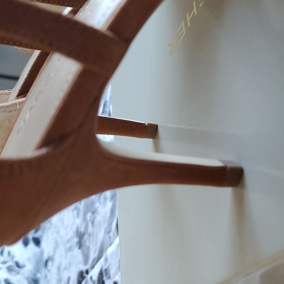 marc fisher Suede heels - Picture 4 of 4